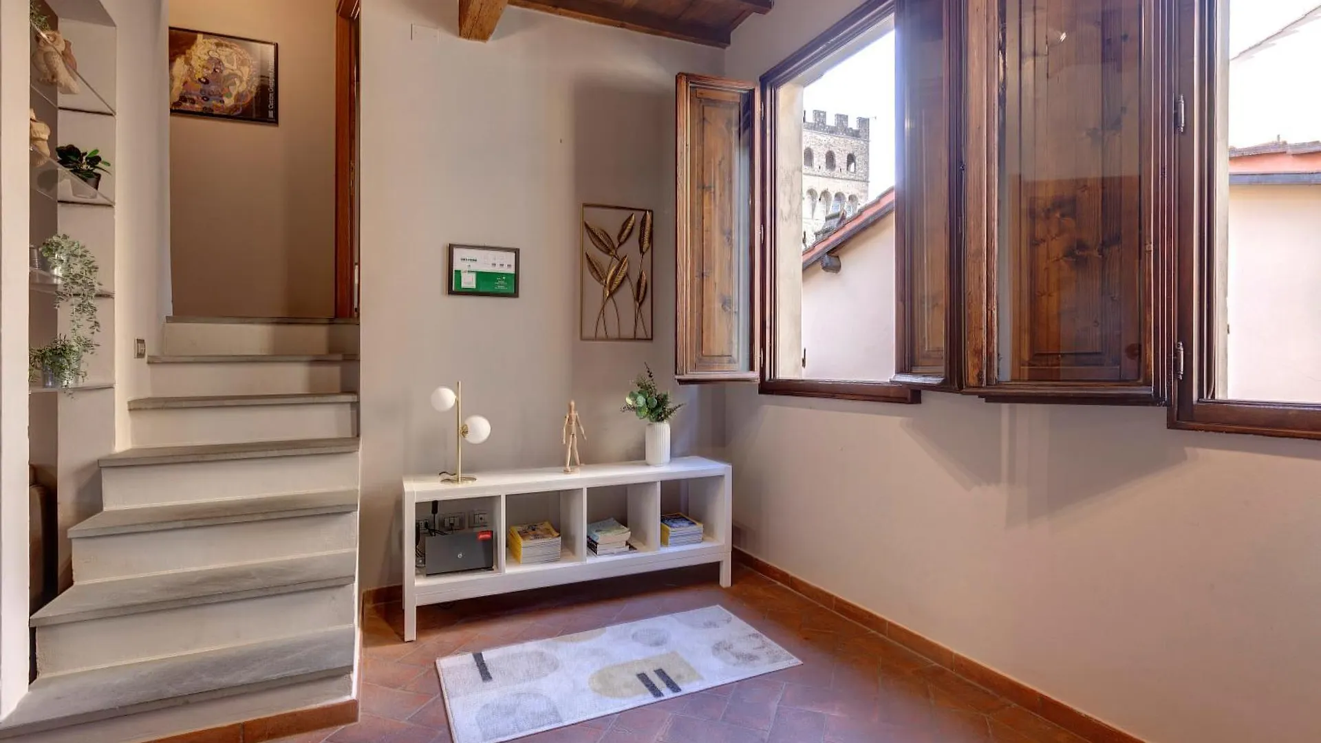 Magazzini Apartment By Mamo Florens