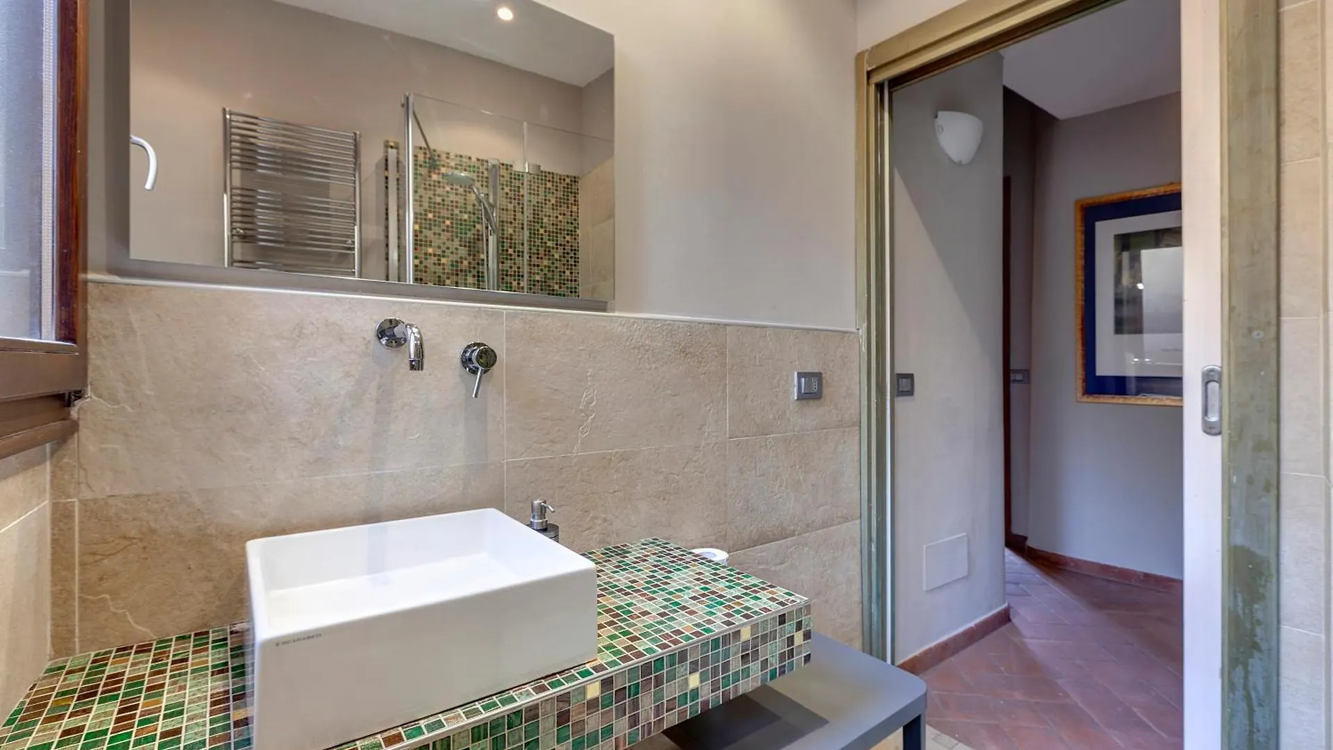 Magazzini Apartment By Mamo Florence